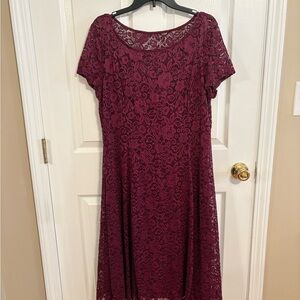 LAST CHANGE Ronni Nicole Red A-line Midi Dress Scoop Neck